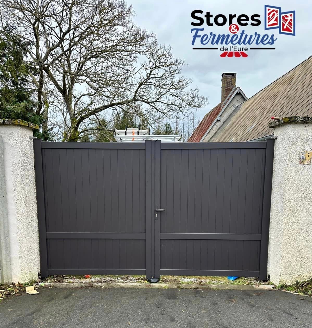 Portail Aluminium Brun